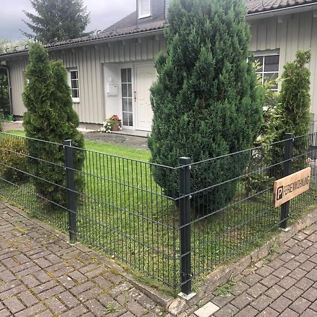 Ferienwohnung Am Rothaarsteig บาด แบร์เลอบวร์ก ภายนอก รูปภาพ